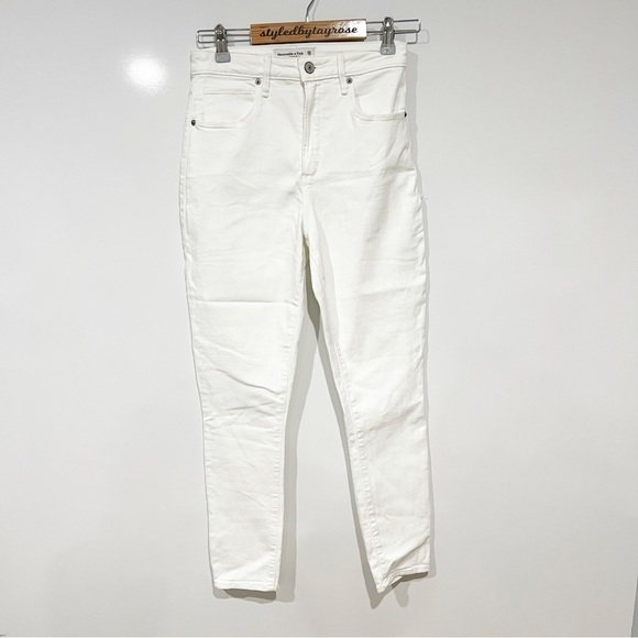 Abercrombie & Fitch Curve Love High Rise Super Skinny Ankle Jean - Picture 8 of 14